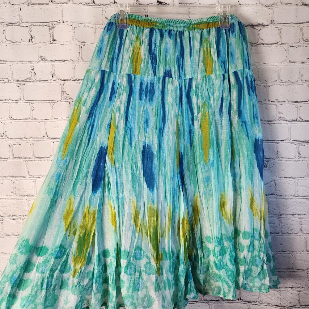 L vintage 90s TravelSmith skirt, blues, greens, yellows abstract pattern